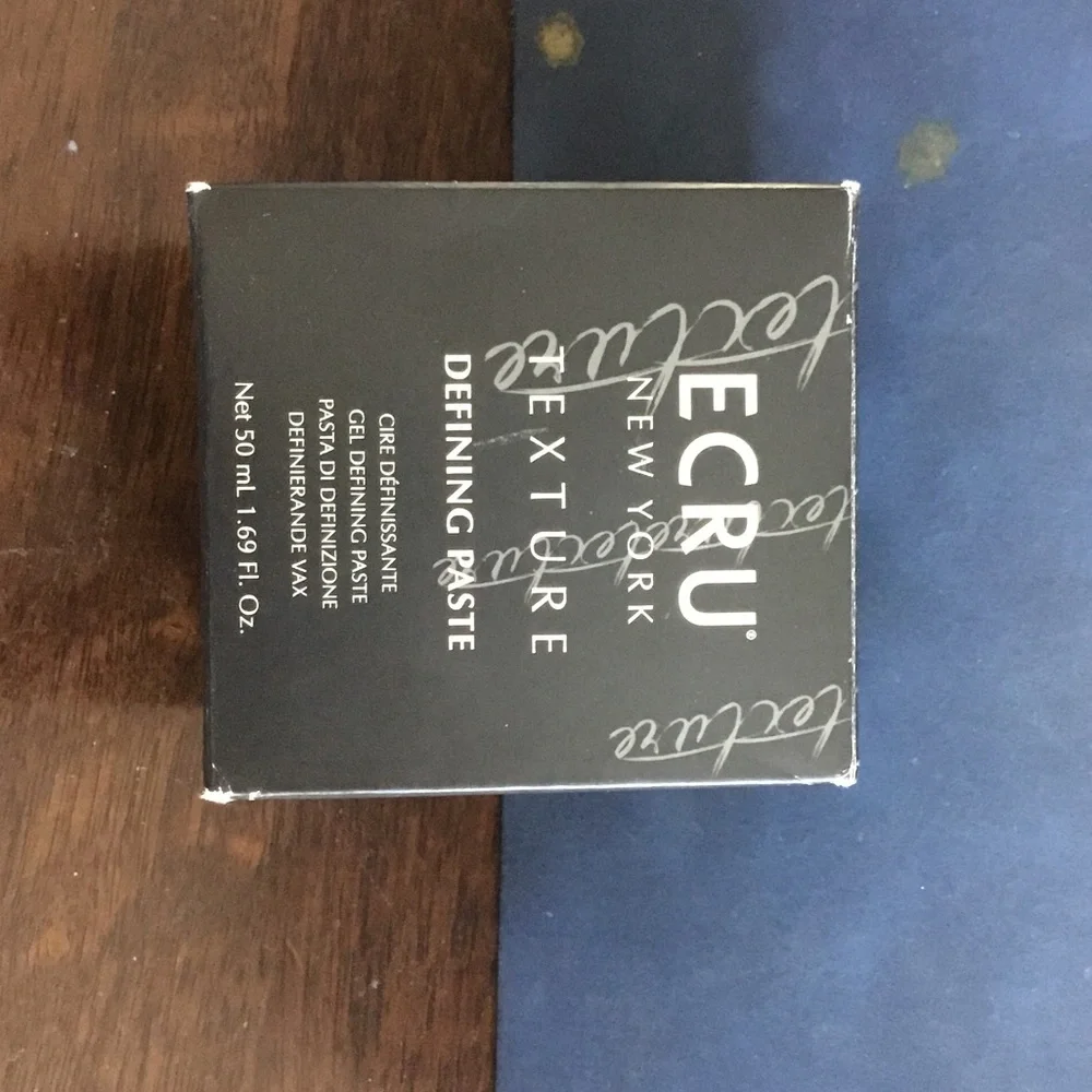 ECRU New York Black Defining Paste - Texturizing Hair Paste